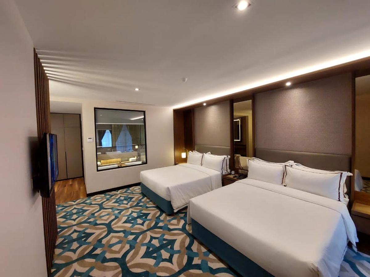 Christee Suites Hotel Malacca Buitenkant foto